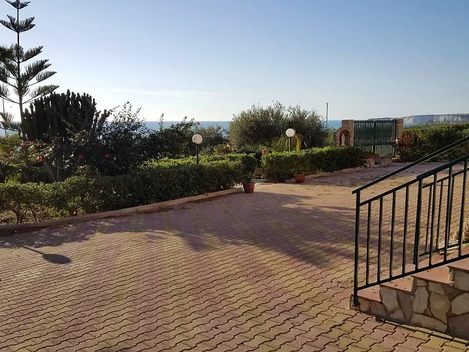 Villa Palma Vacanze 0*, Montallegro
